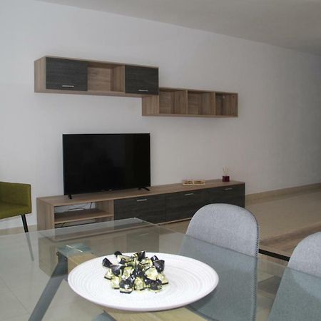 مْبيسينداريو L&P Comfort Luxury House المظهر الخارجي الصورة