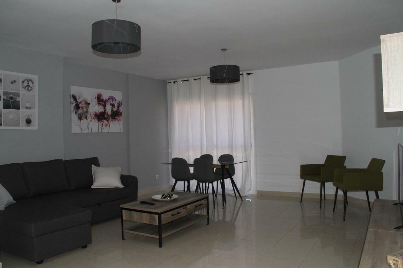 مْبيسينداريو L&P Comfort Luxury House المظهر الخارجي الصورة