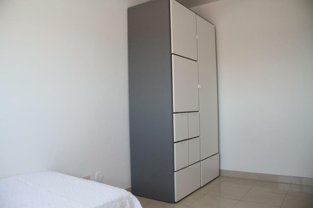مْبيسينداريو L&P Comfort Luxury House المظهر الخارجي الصورة